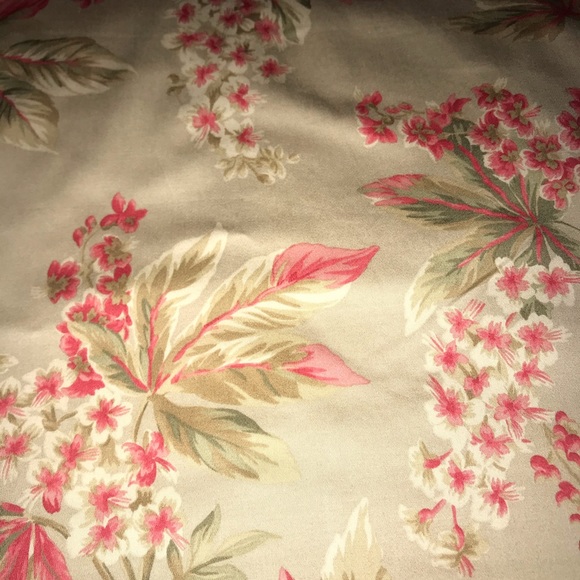 Beautiful Floral Design Pencil Skirt (6) - Picture 5 of 6